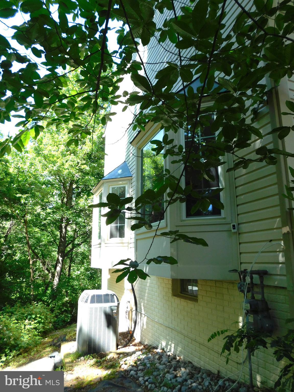 BELLE POND FARM - Residential