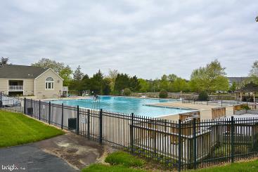 BELLE POND FARM - Residential
