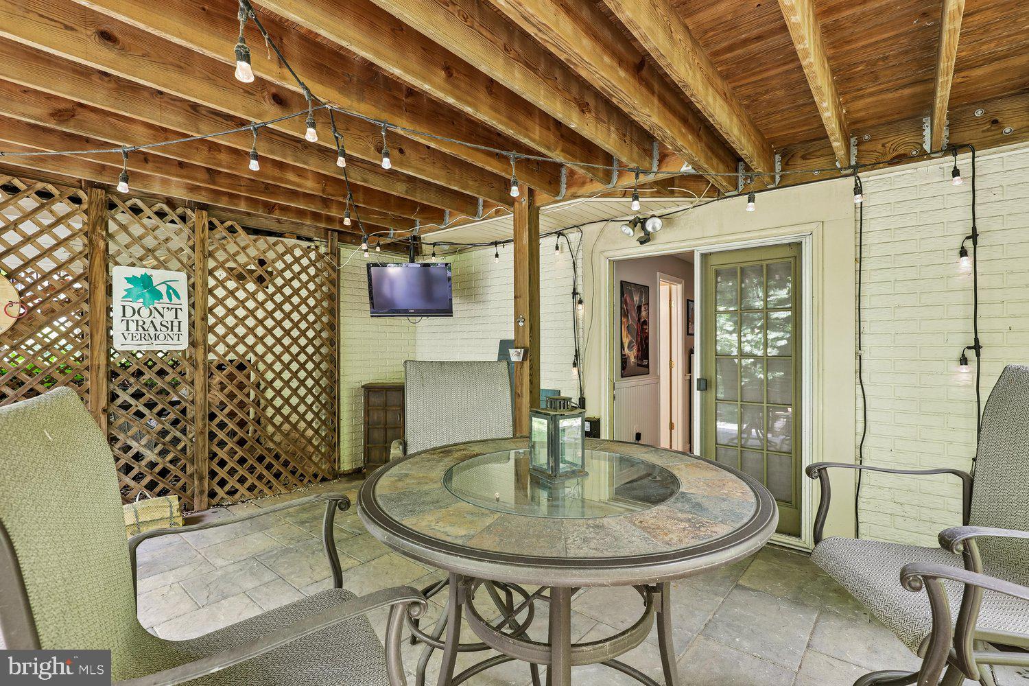 BELLE POND FARM - Residential
