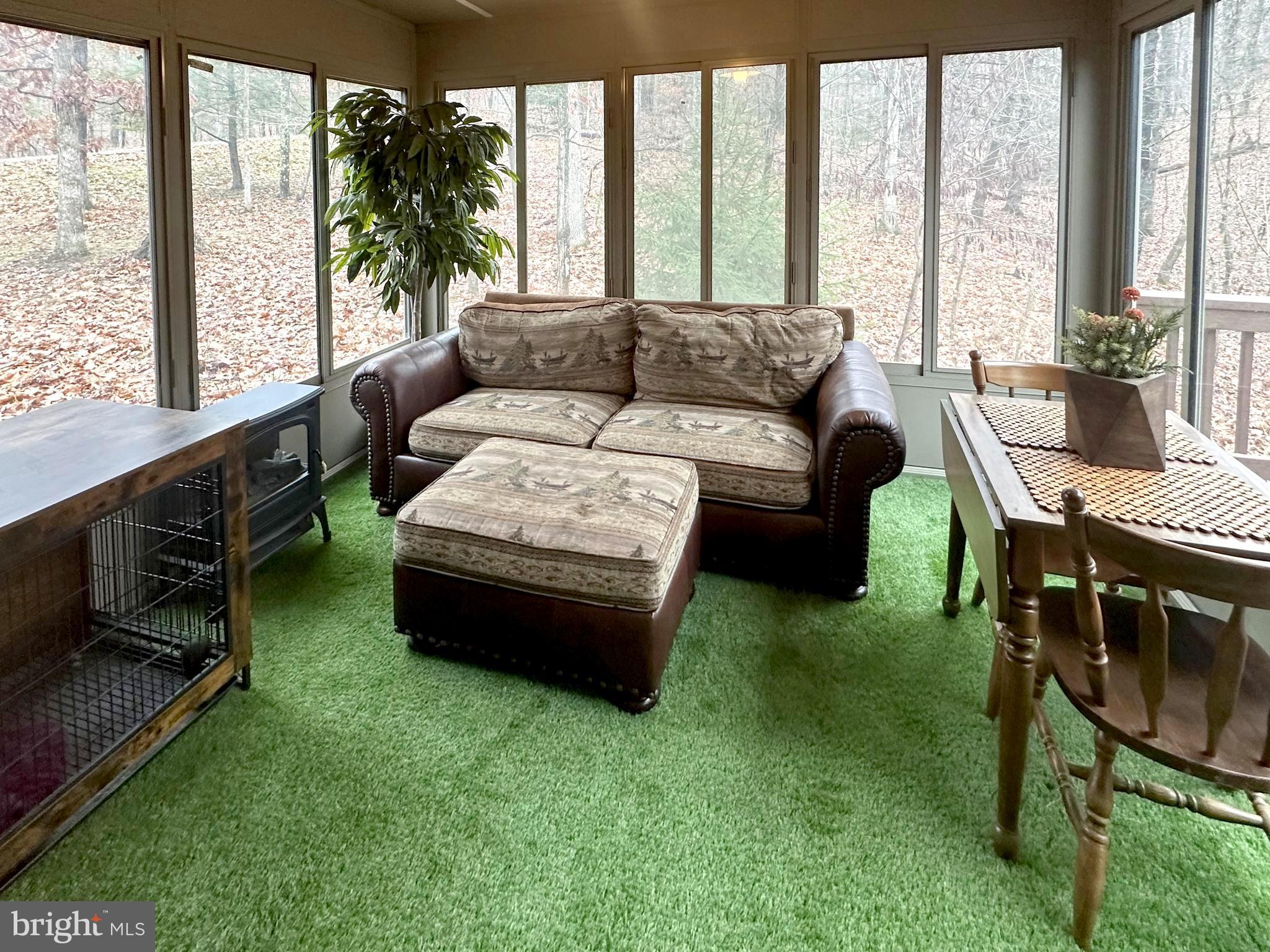 SLEEPY CREEK MT RETREAT - Residential
