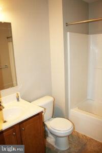 ENCLAVE AT HUNTER CREEK - Residential