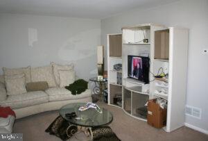 ENCLAVE AT HUNTER CREEK - Residential