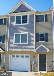 Upcoming auction SATURDAY, APRIL 29, 2023 STARTING AT 11:00 AM.
VINYL SIDED THREE LEVEL TOWN HOUSE
THREE (3) BEDROOM, TWO AND HALF (2.5) BATH W/ GARAGE
EXCELLENT LOCATION BETWEEN YORK & HARRISBURG.
First Level:

Foyer (6’7″ x 10’8″) – Painted Walls, Vinyl Floor 
Family/Recreation Room (13′ x 19′) – Unfinished, Sliding Door Access to Rear Patio (8′ x 10′),
Finished Garage (12′ x 18′) – w/ Manual Roll Up Door Opener 
Second Level: 

Kitchen/Dining Room (13′ x 19′) – w/ Twenty- Three (23) Handle Modern Built-In Cabinets, Lazy Susan, G.E. Stove, G.E. Microwave, Hotpoint Dishwasher, Sliding Door Access to Rear Wooden Deck (8′ x 10″), Double Sliding Door Closet (2′ x 5″), Painted Walls, Vinyl Floor 
Laundry Area (5′ x 5′) – Washer & Dryer Hookup, G.E. Washer & Dryer, Painted Wall, Vinyl Floor 
Powder Room (4′ x 5′) – Pedestal Sink, Toilet, Painted Walls, Vinyl Floor
Living Room (14′ z 19′) – Painted Walls, Wall to Wall Carpet
Third Level:

Common Area/ Landing (6’6″ x 9′) – Painted Walls, Wall to Wall Carpet
Master Bedroom (12′ x 15′) – Painted Walls, Wall to Wall Carpet, Walk in Closet (5′ x 6’6″) Painted Walls, Wall to Wall Carpet
Master Bathroom (6′ x 8′) – Vanity, Tub/Shower, Painted Walls, Vinyl Floor
Bedroom # 2 (10′ x 10′) – Painted Walls, Wall to Wall Carpet, Double Sliding Door Closet (2′ x 6′) 
Bedroom # 3 (9′ x 9′) – Painted Walls, Wall to Wall Carpet, Double Sliding Door Closet (2′ x 3′), Attic Access 
Bathroom (6′ x 8′) – Vanity, Tub/Shower, Painted Walls, Vinyl Floor