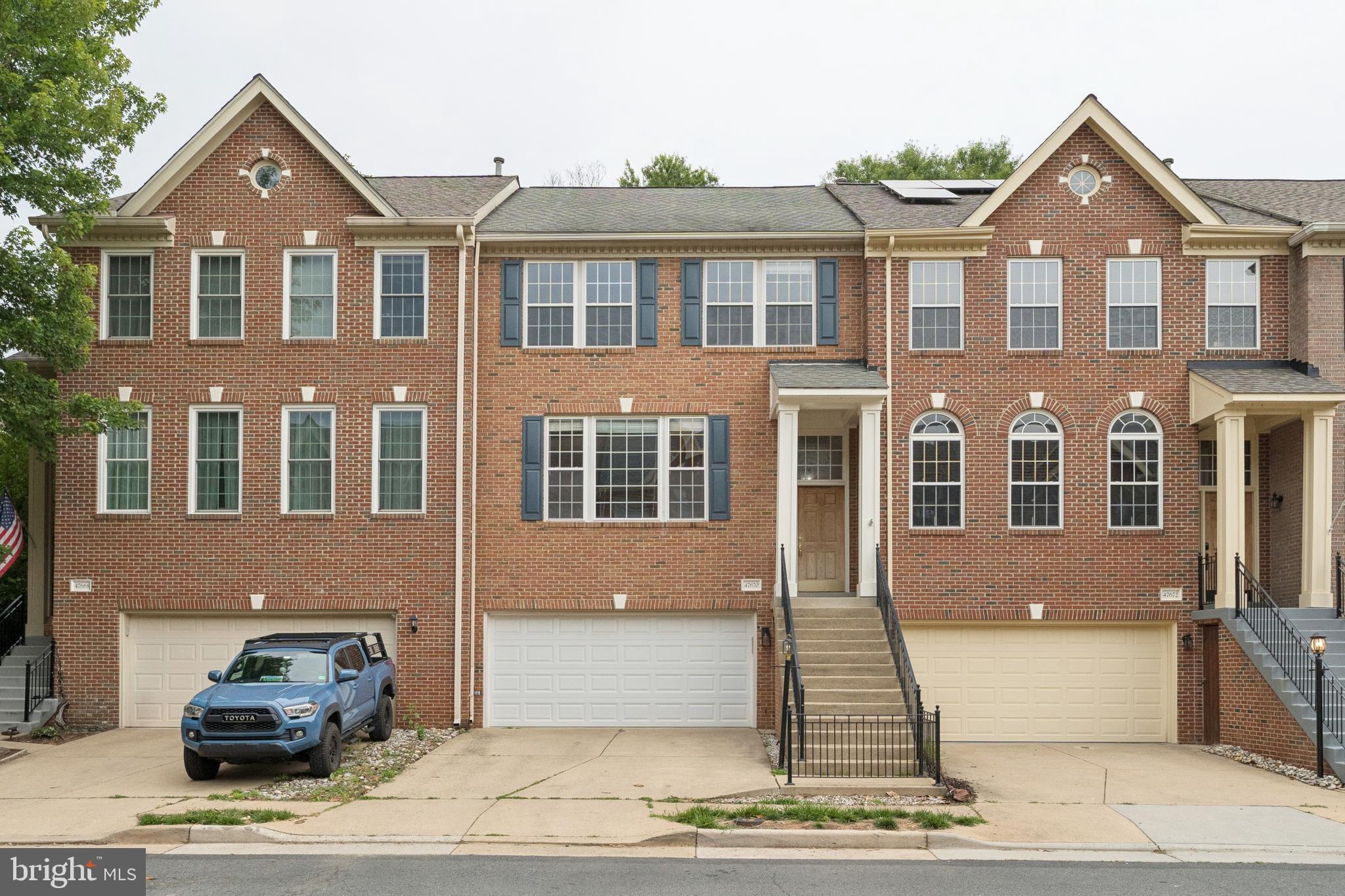LOWES ISLAND - Residential