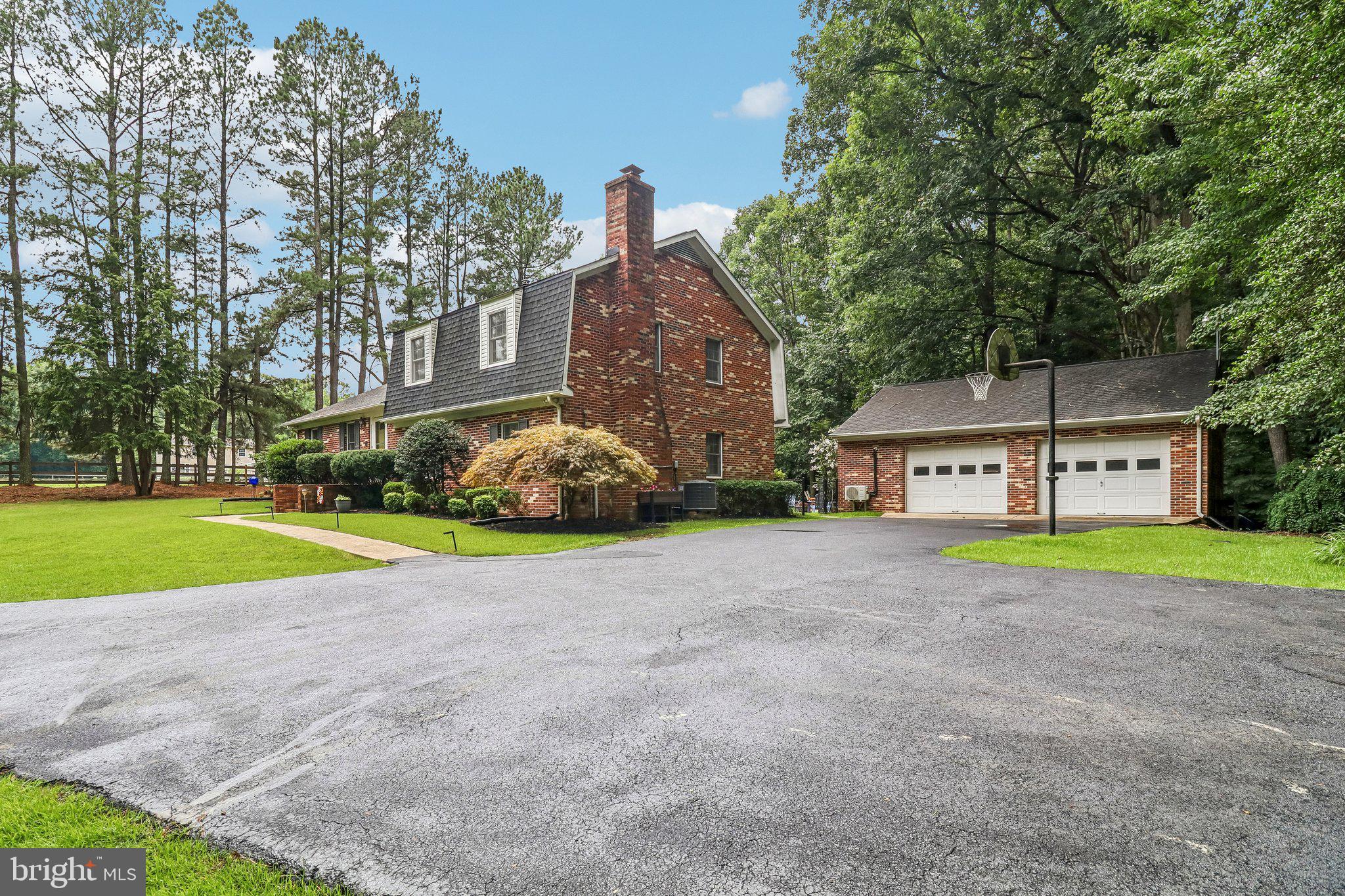 BRYNWOOD FARM ESTATES - Residential