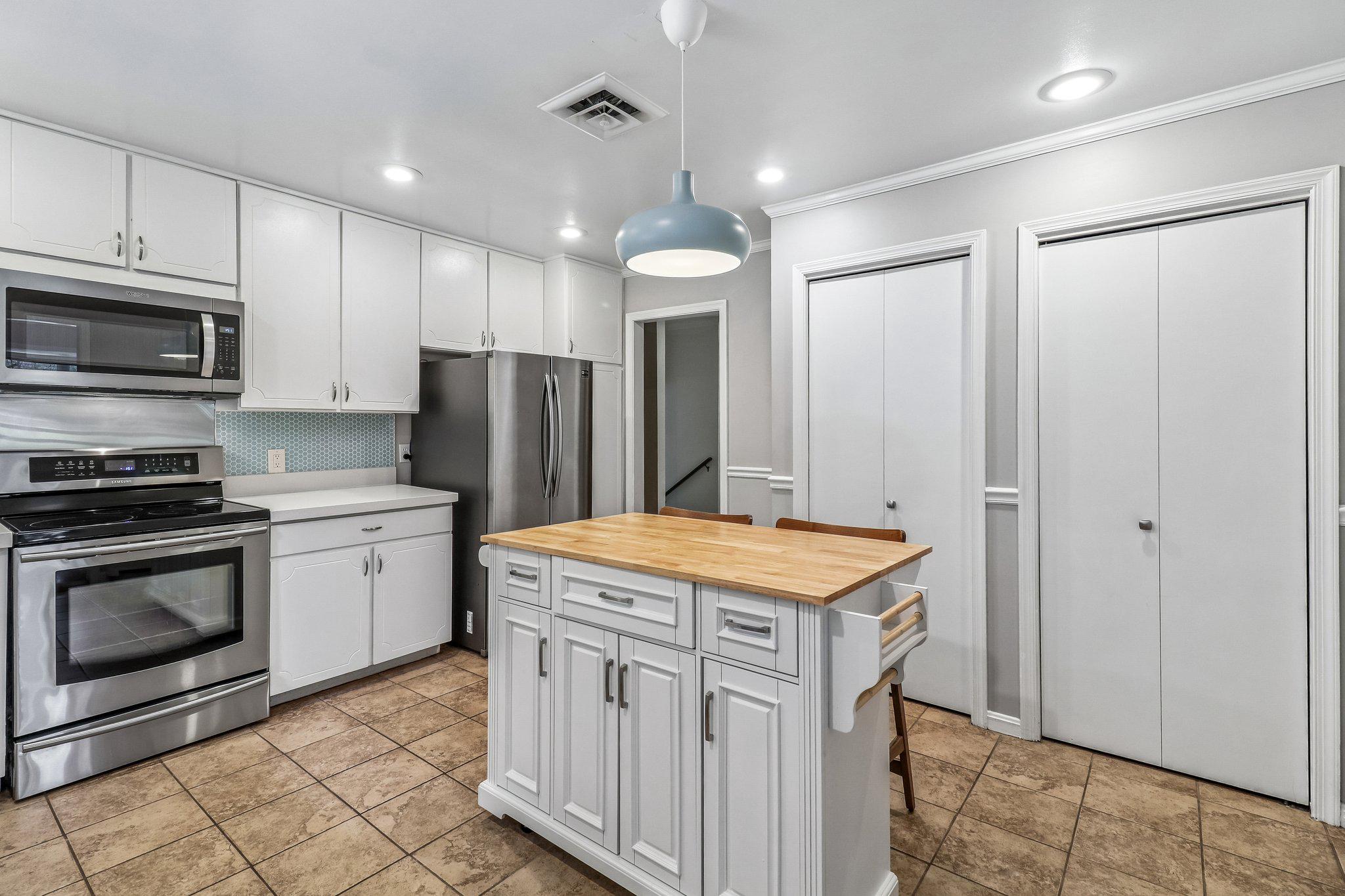 BRYNWOOD FARM ESTATES - Residential