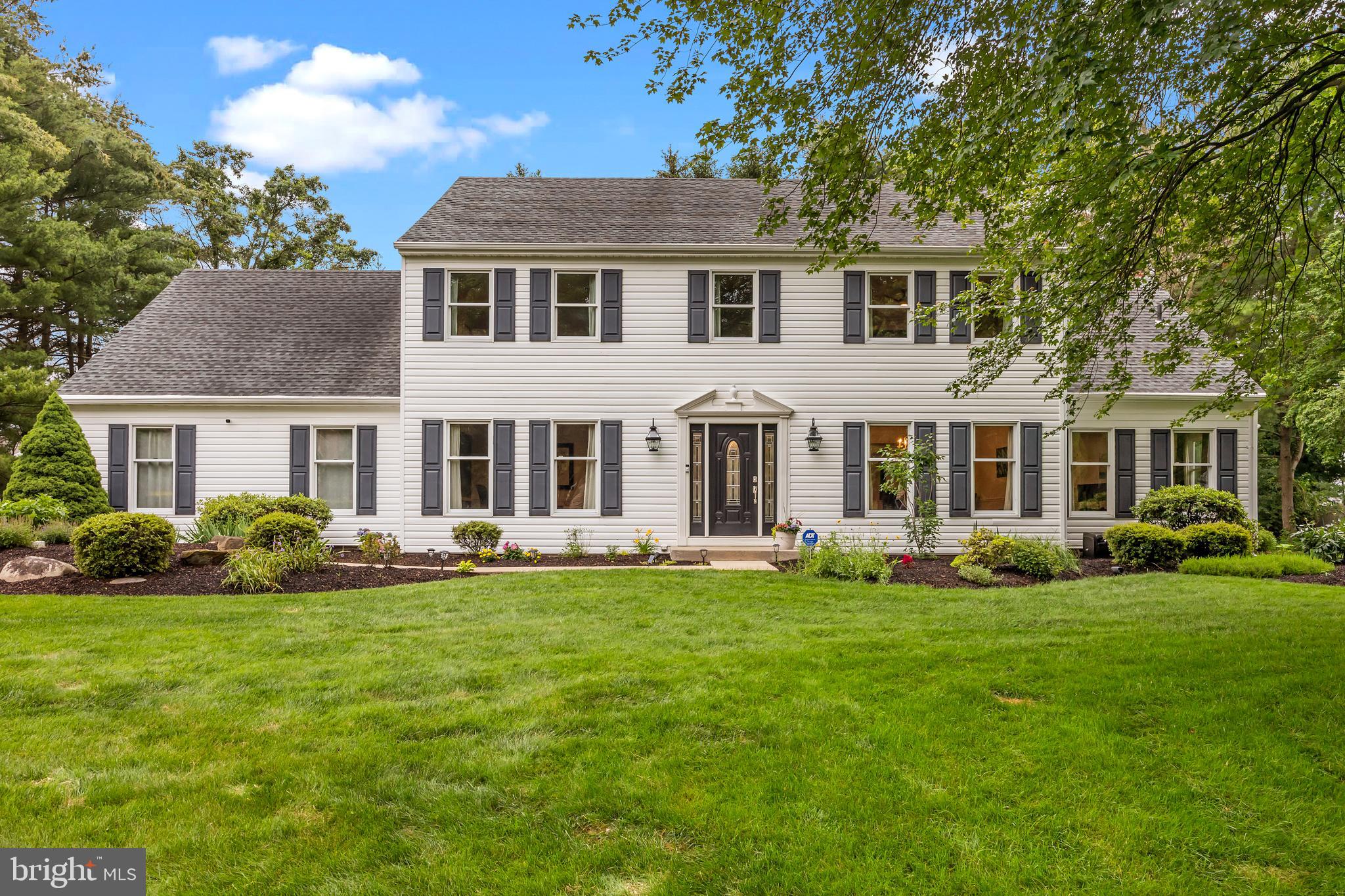 RIVER KNOLL - Residential