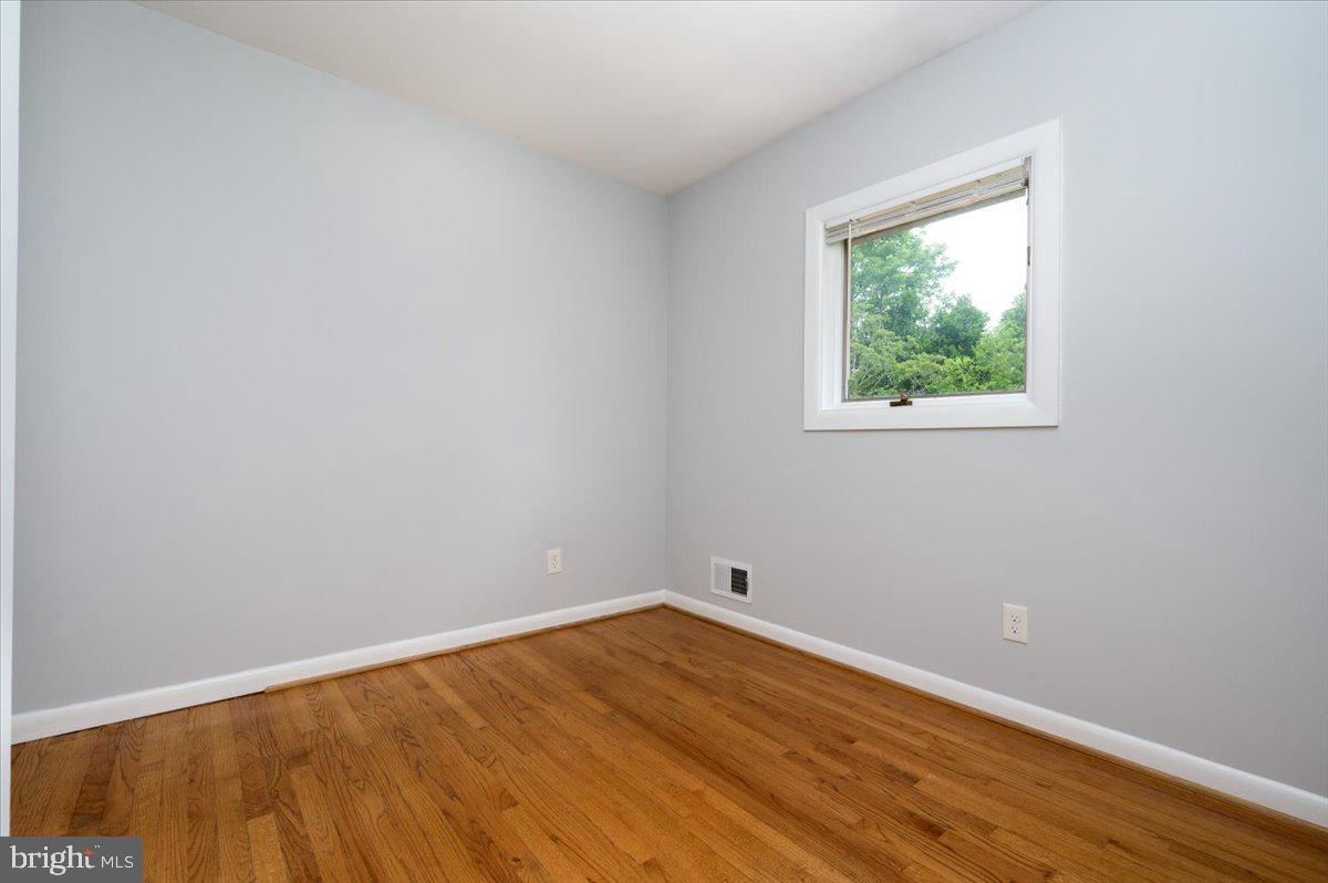 COLESVILLE OUTSIDE - Residential