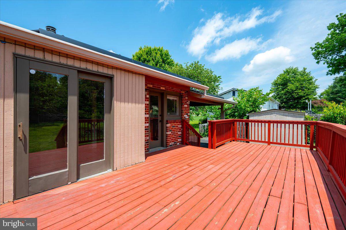 COLESVILLE OUTSIDE - Residential