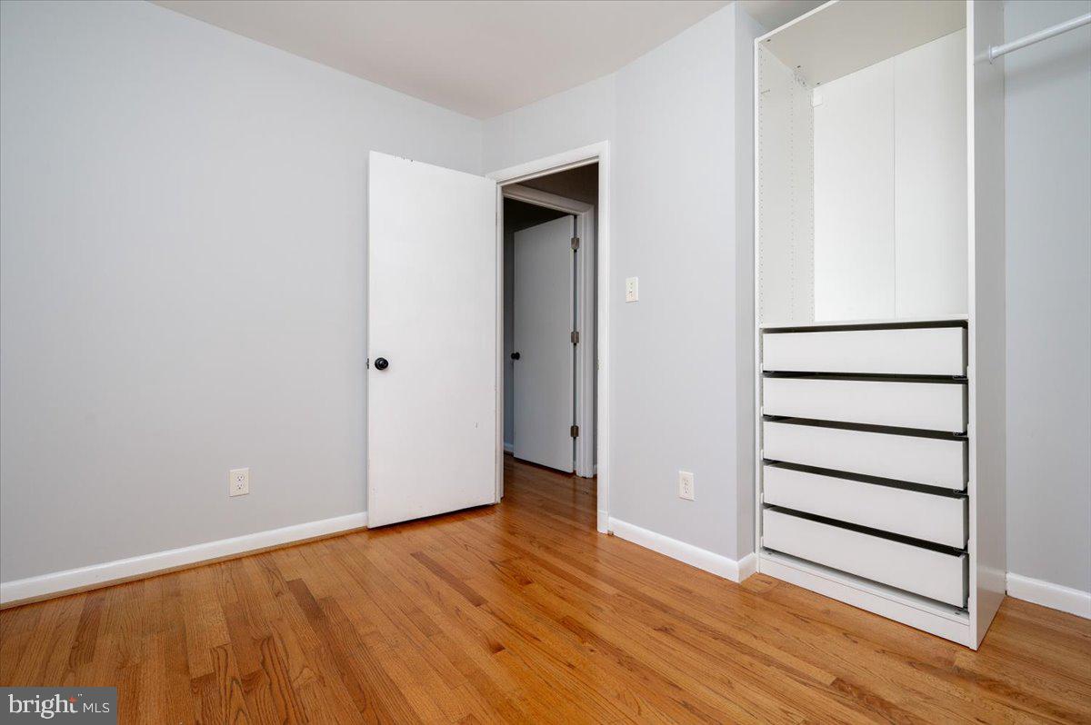 COLESVILLE OUTSIDE - Residential