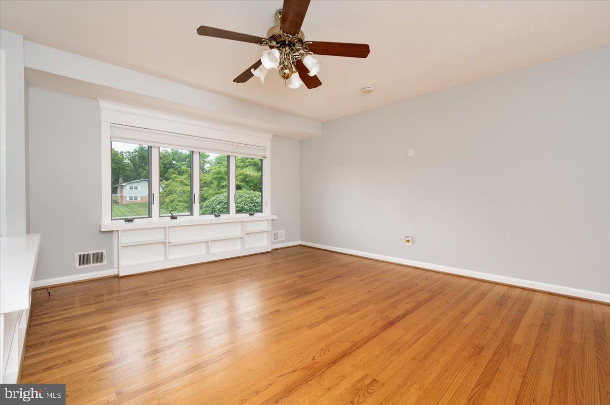 COLESVILLE OUTSIDE - Residential