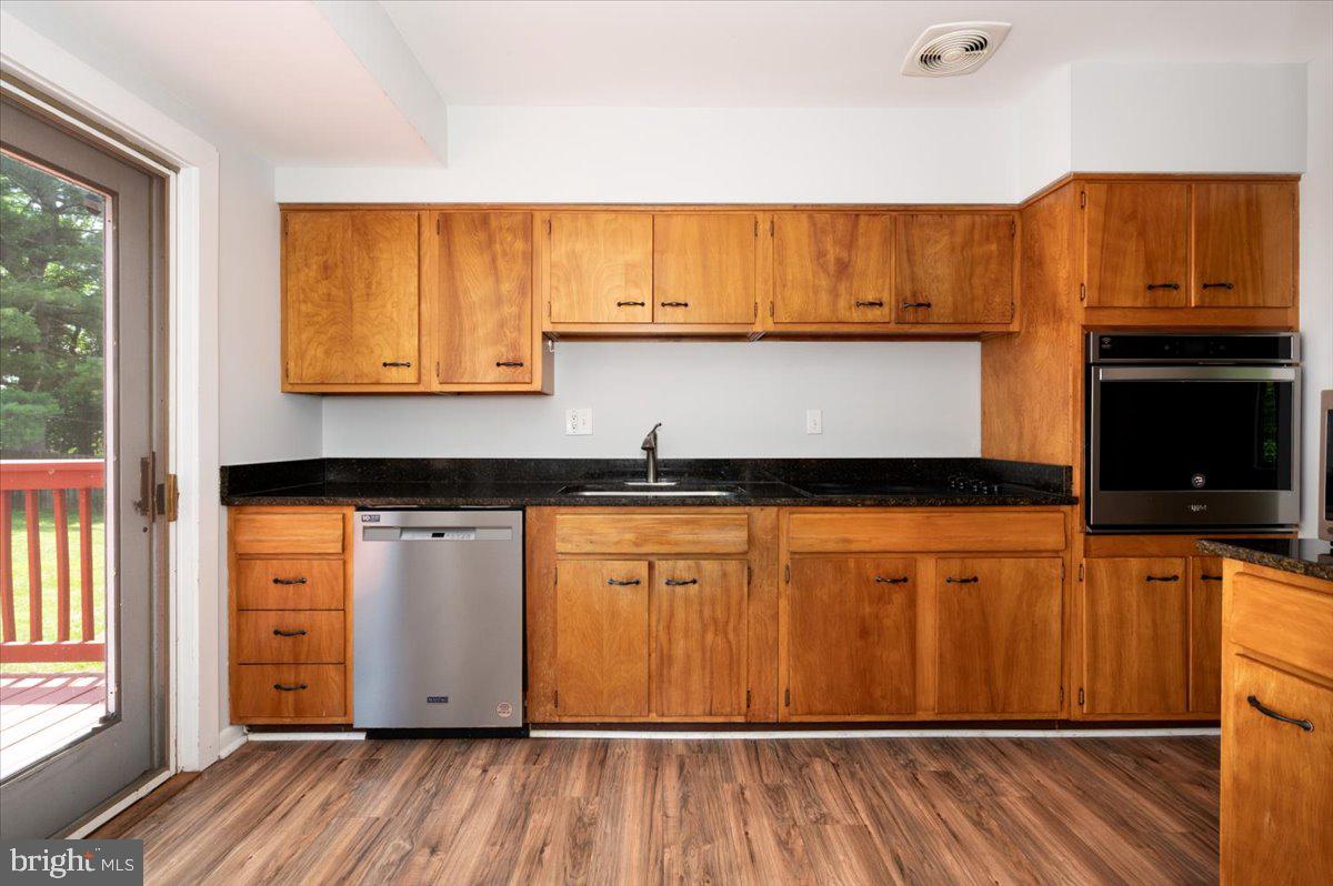 COLESVILLE OUTSIDE - Residential