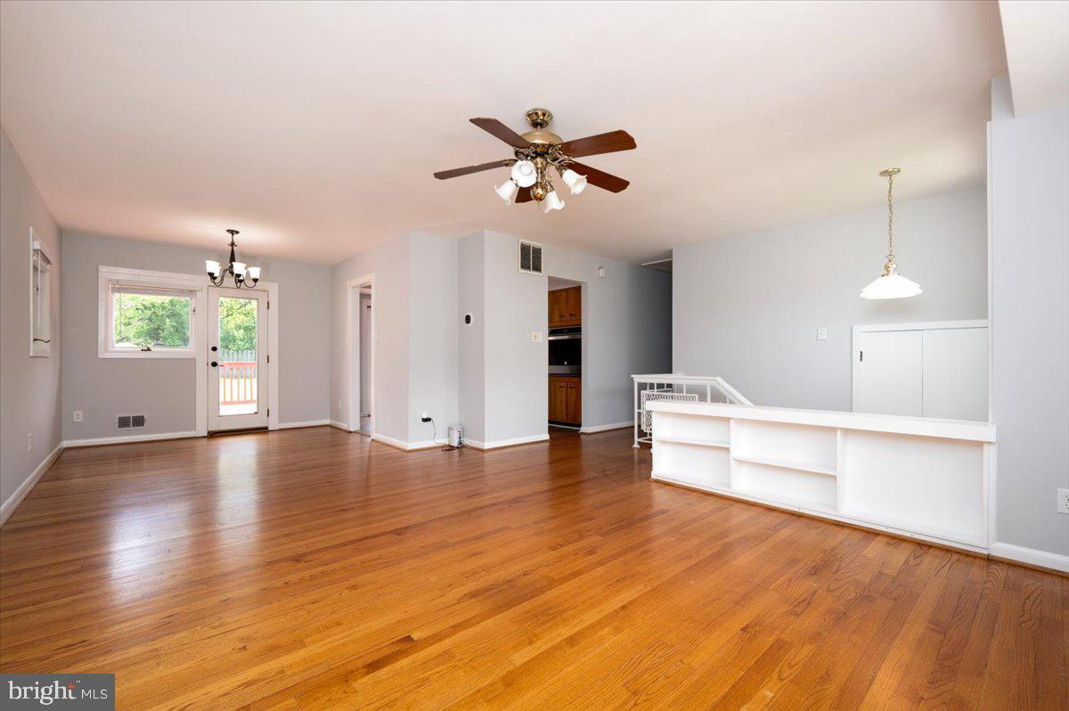 COLESVILLE OUTSIDE - Residential