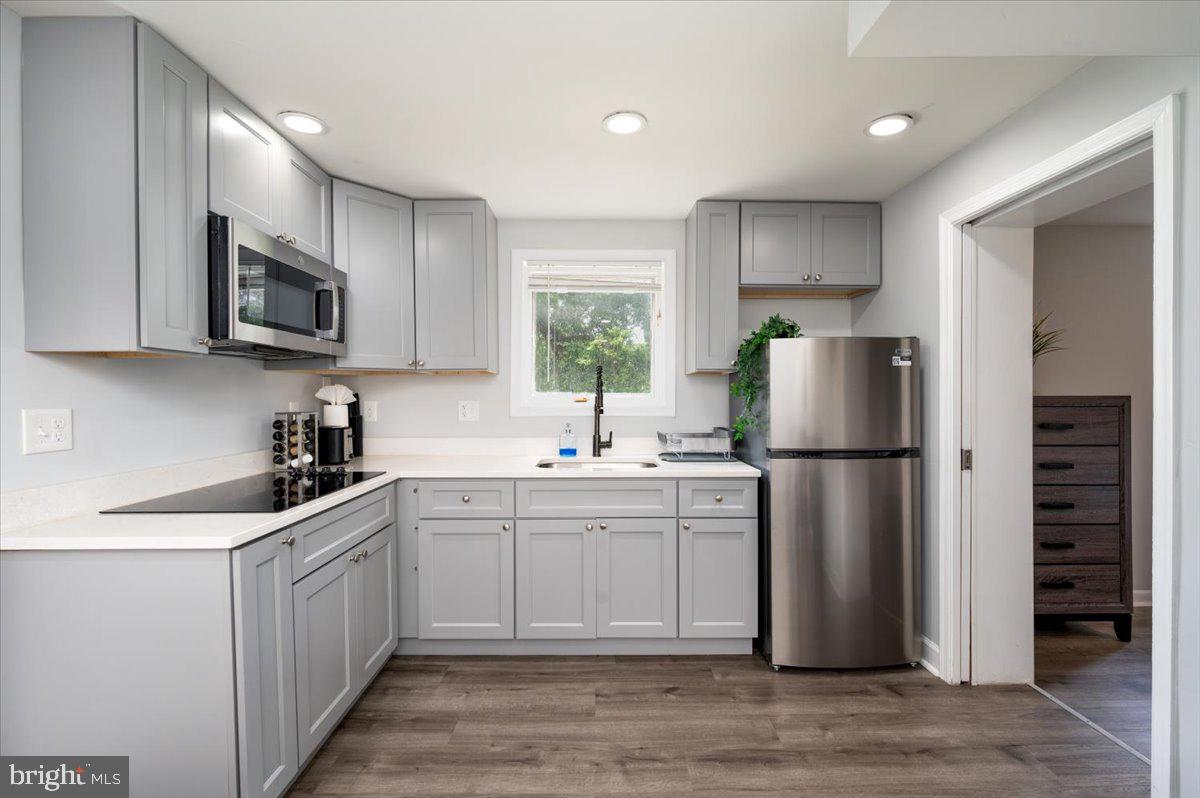 COLESVILLE OUTSIDE - Residential