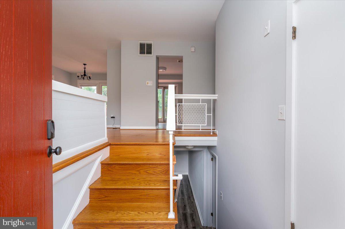 COLESVILLE OUTSIDE - Residential