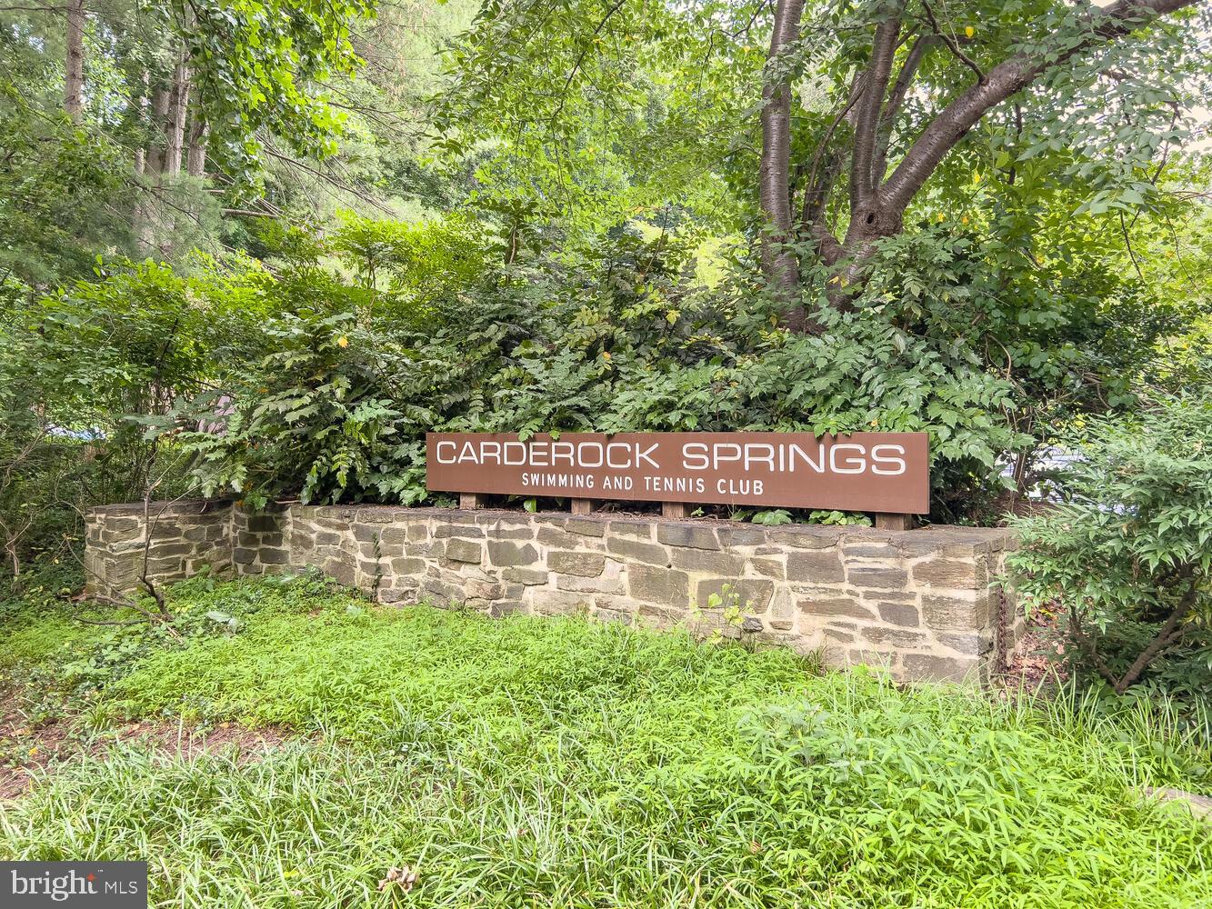 CARDEROCK SPRINGS - Residential