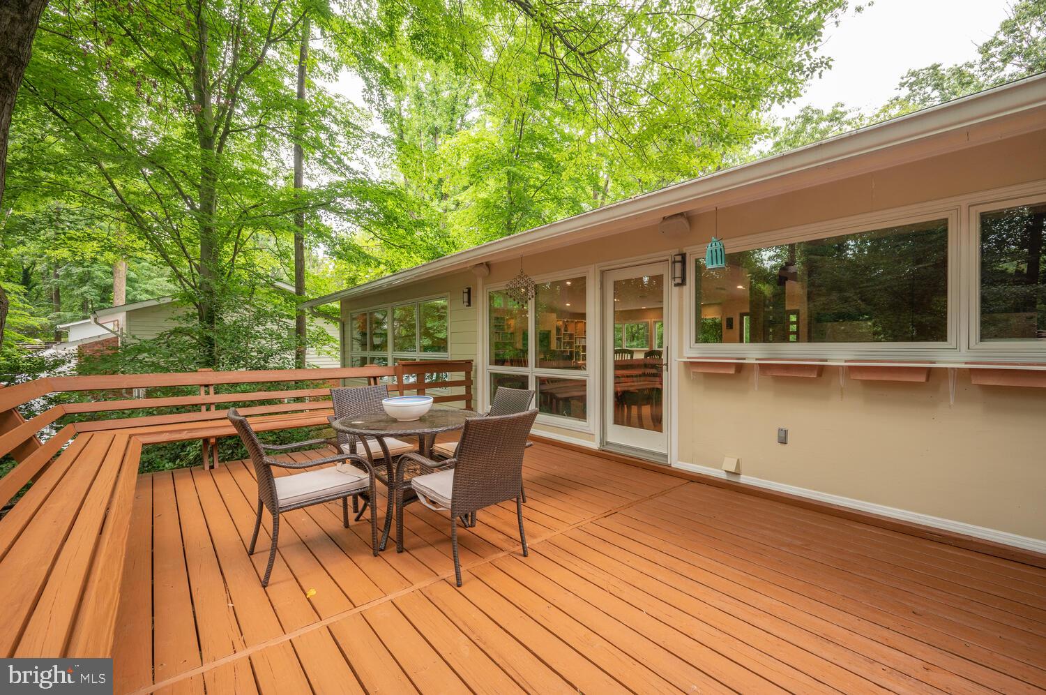 CARDEROCK SPRINGS - Residential