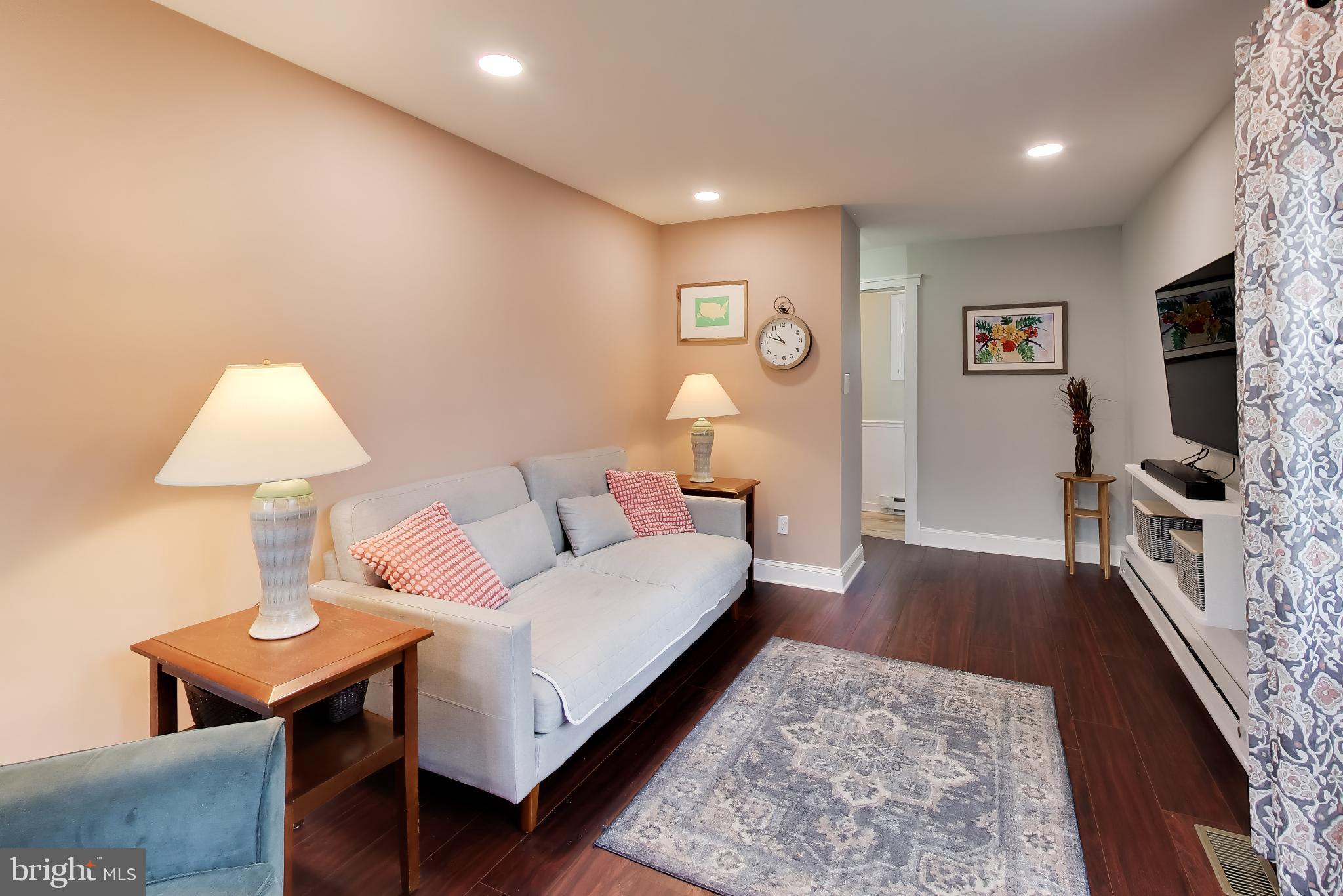 PARKVILLE - Residential