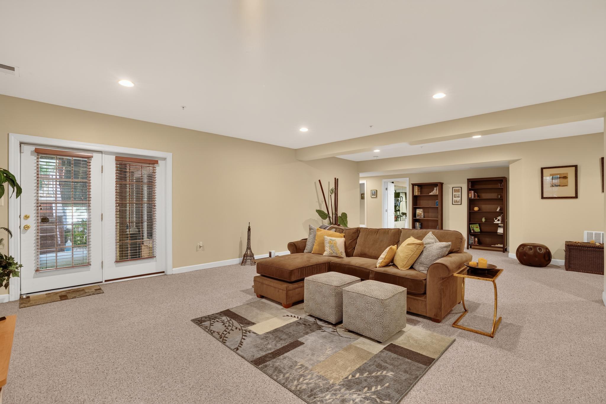 WHEATON OUT RES. (2) - Residential