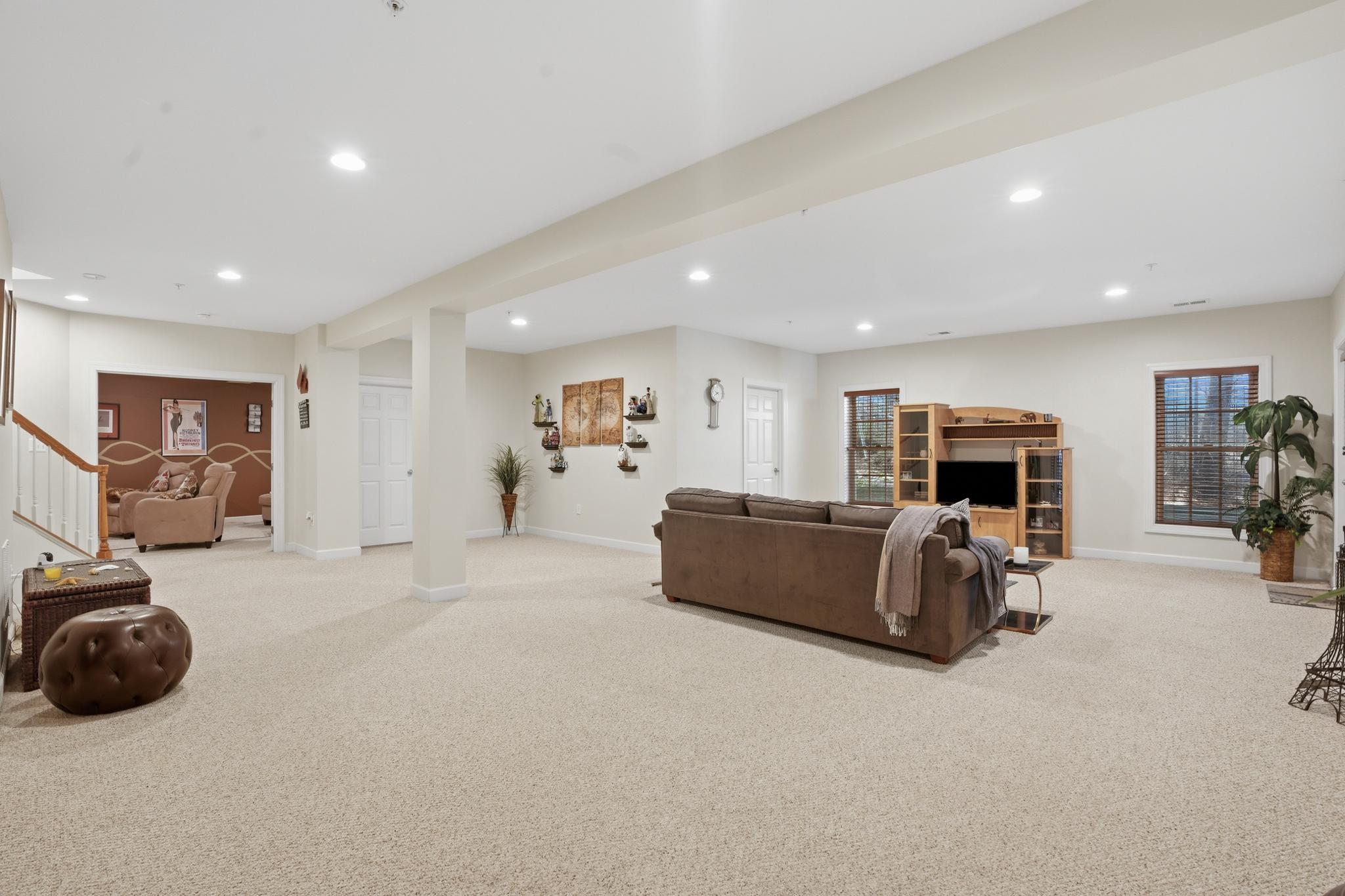 WHEATON OUT RES. (2) - Residential