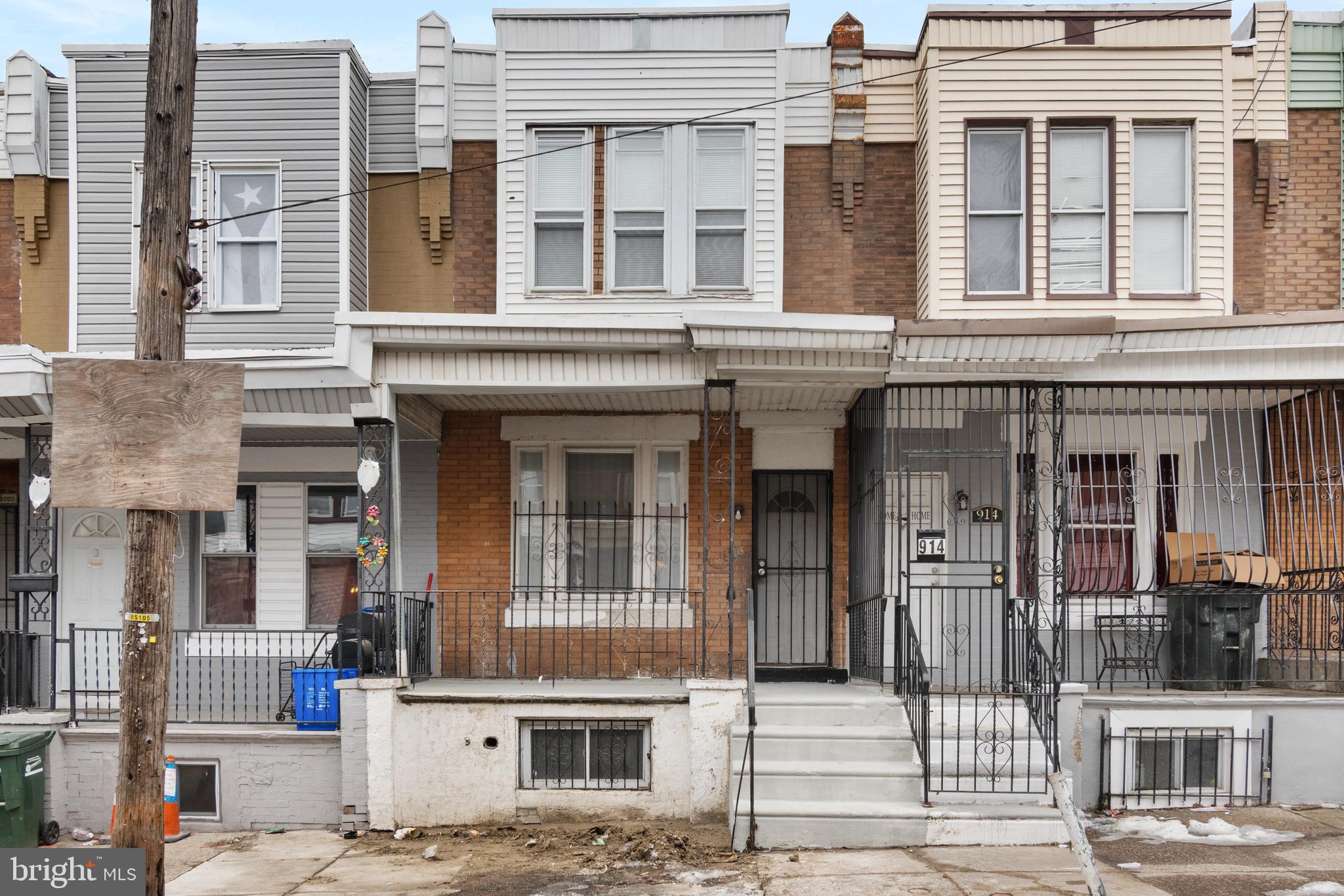 Welcome to 916 E Schiller Ave, Philadelphia — a beautifully rehabbed home offering style, comfort, and value at an incredible price.
This 3-bedroom, 1-bath property has been thoughtfully updated throughout. Step inside to find brand-new flooring that adds warmth and a modern touch to every room. The fully renovated kitchen is the heart of the home, featuring sleek new cabinetry and stunning quartz new countertops that combine elegance with durability — perfect for everyday living and entertaining.
Each bedroom offers comfortable space and natural light, while the updated bathroom provides a clean, refreshed feel. Whether you're a first-time homebuyer or an investor looking for a turnkey opportunity, this move-in-ready property checks all the boxes.
Offered at just $149,000, this newly rehabbed home is a fantastic opportunity in Philadelphia.
Schedule your showing today — this one won’t last!