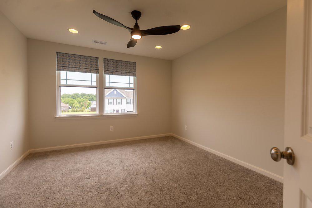 PARADISE ESTATES - Residential