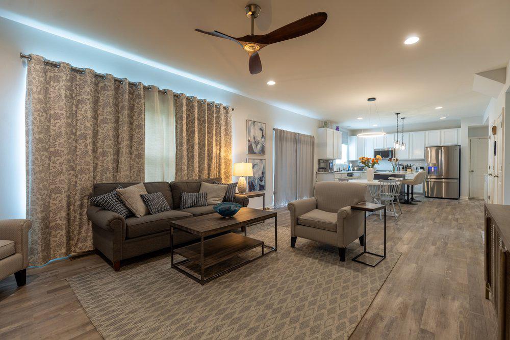 PARADISE ESTATES - Residential
