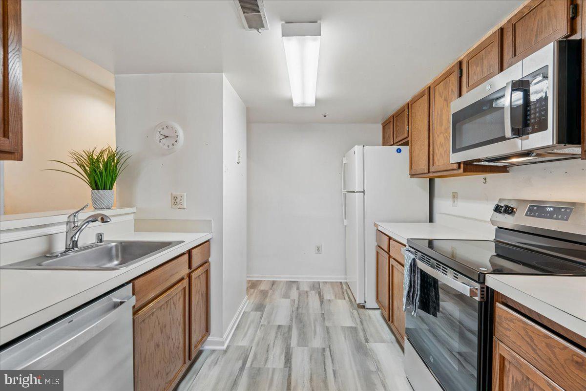 BRIDGEPORT - Residential