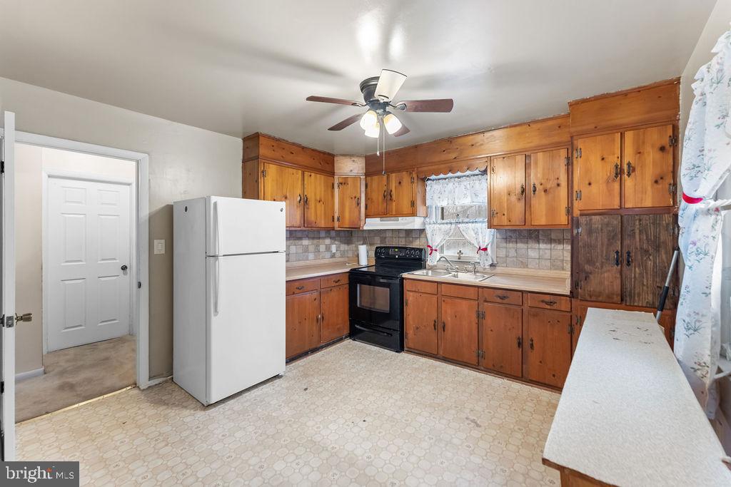 BARNESVILLE OUTSIDE - Residential