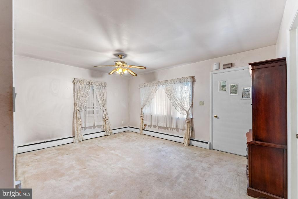 BARNESVILLE OUTSIDE - Residential