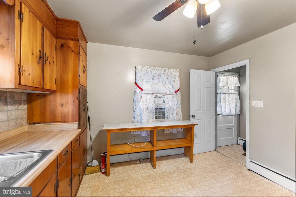 BARNESVILLE OUTSIDE - Residential