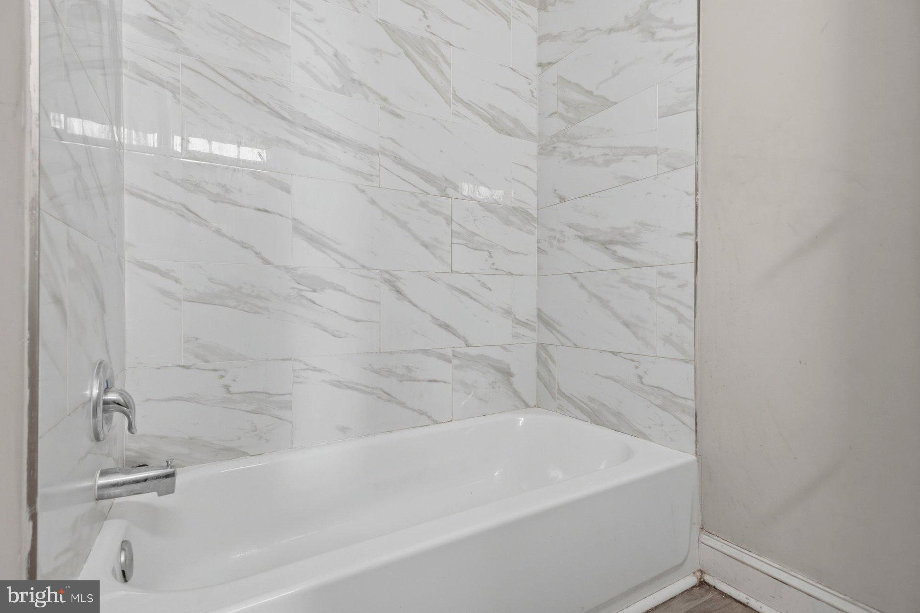 BRIDGEVIEW - GREENLAWN - Residential