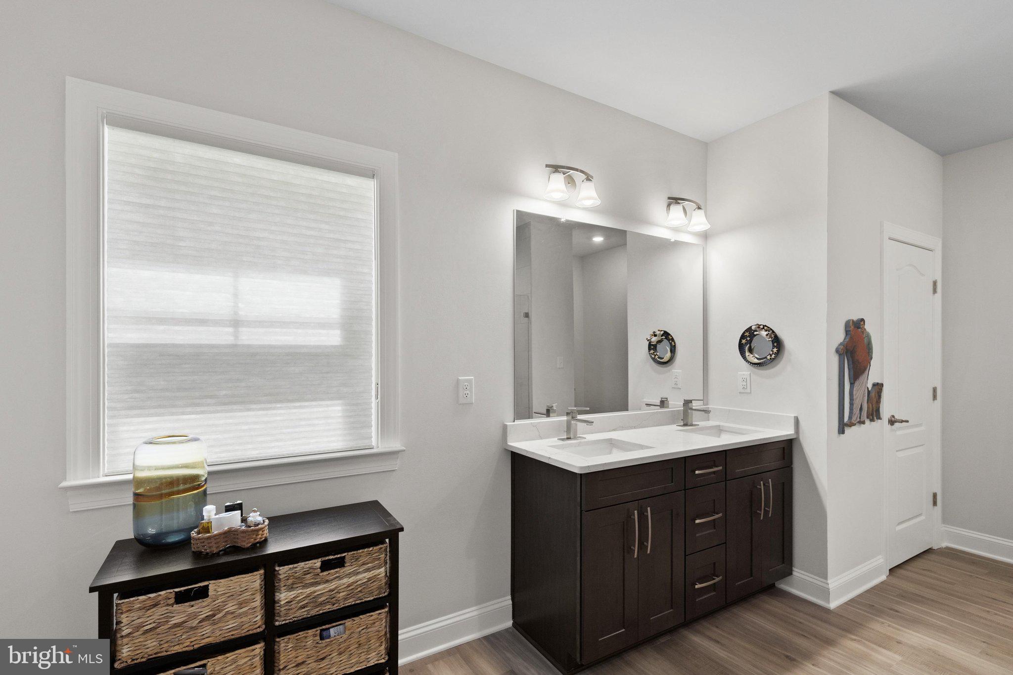 BAYLIS ESTATES - Residential
