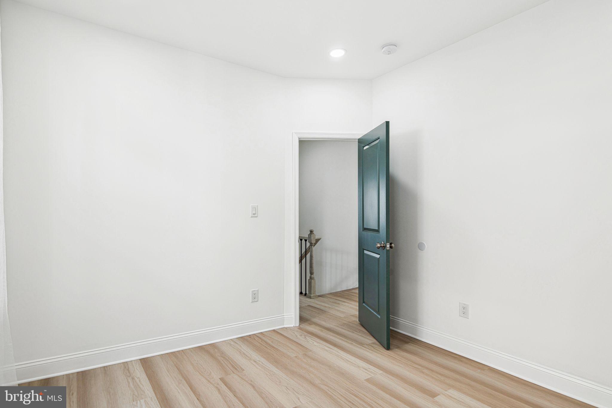COBBS CREEK - Residential