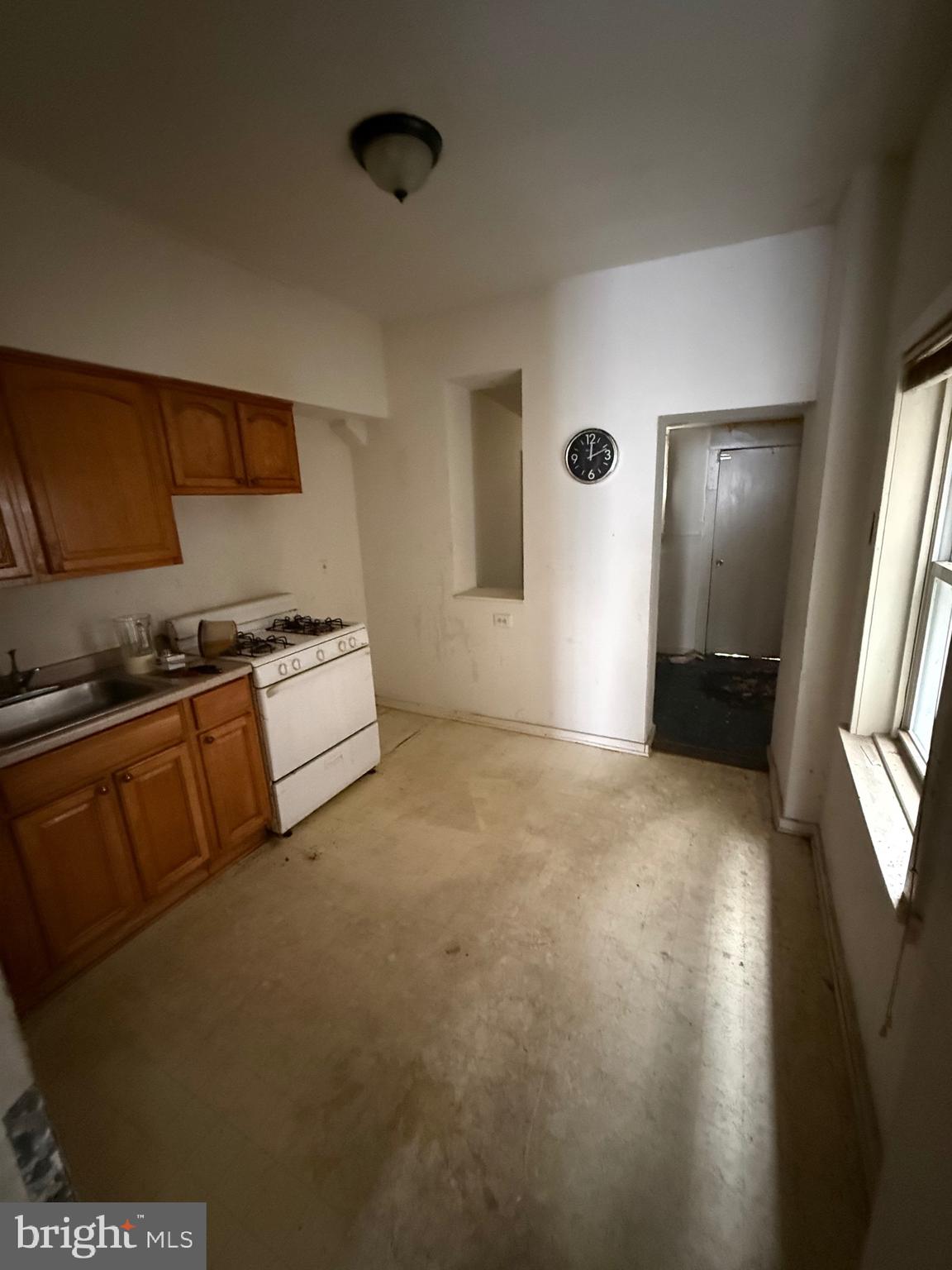 POINT BREEZE - Residential