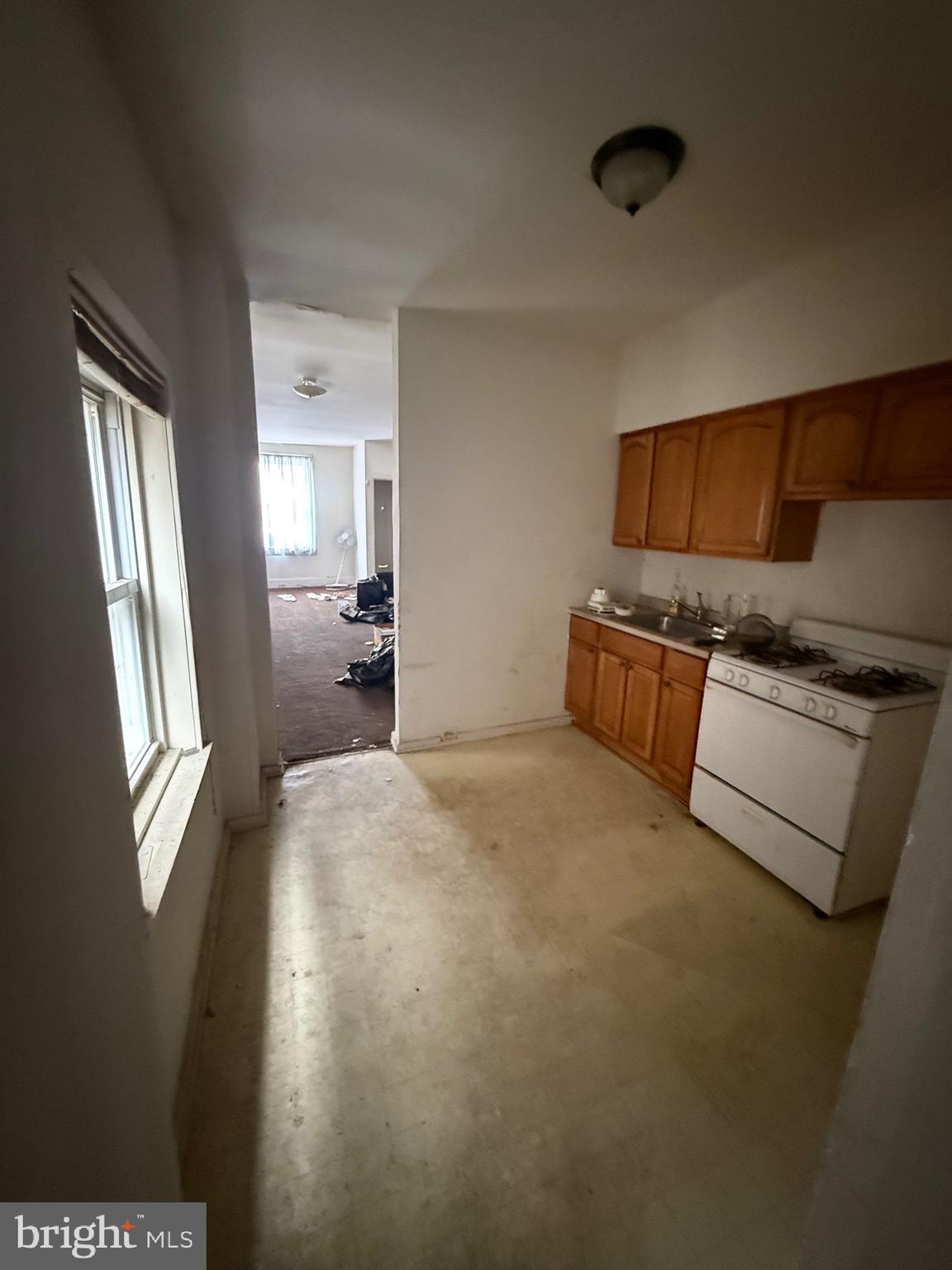 POINT BREEZE - Residential