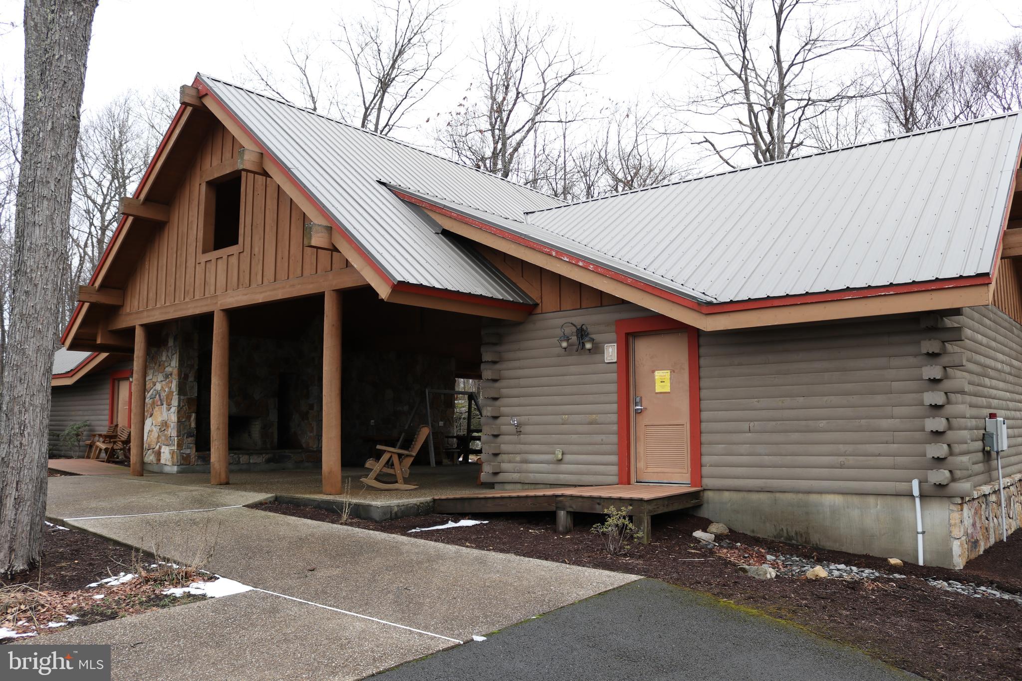 DEEP CREEK HIGHLANDS - Residential