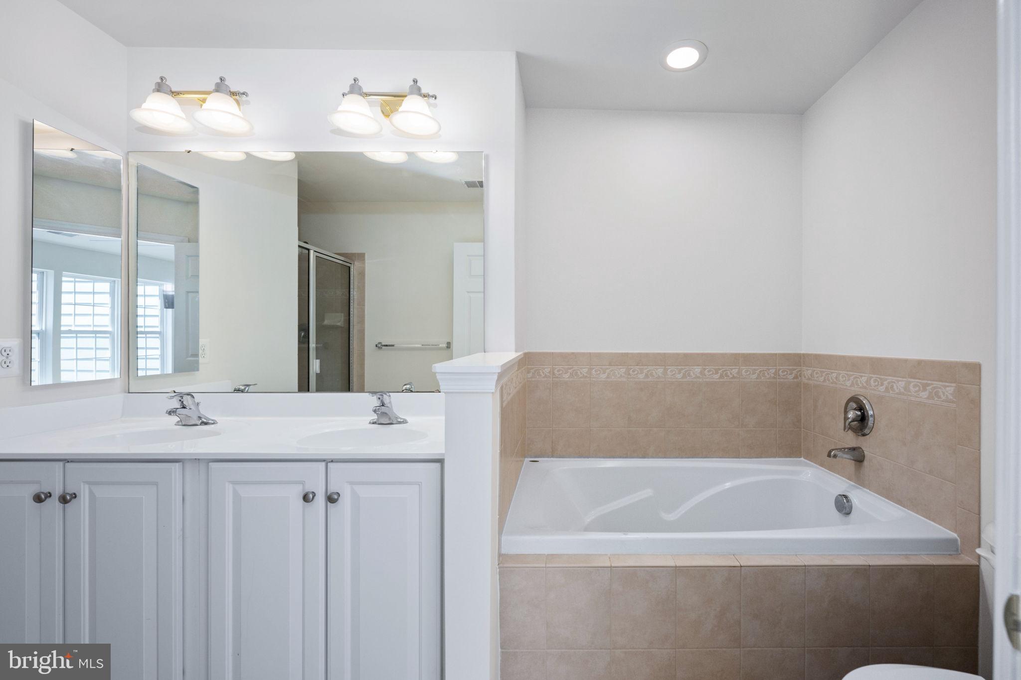 MONROE POINT - Residential Lease