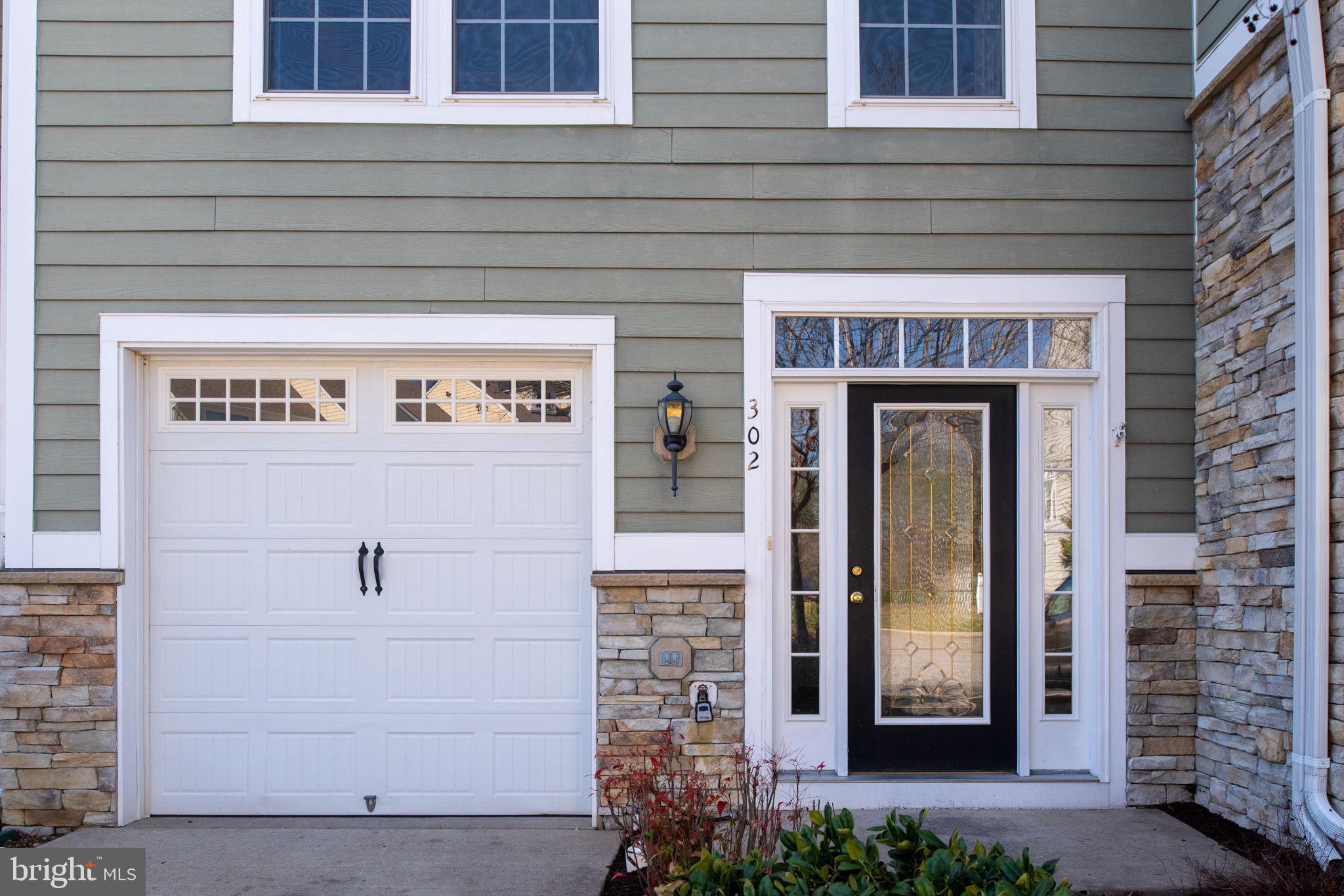 MONROE POINT - Residential Lease