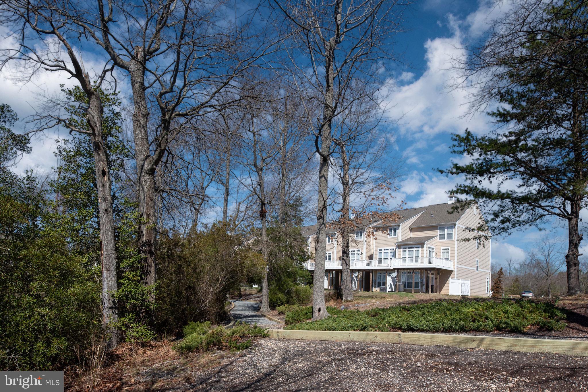 MONROE POINT - Residential Lease