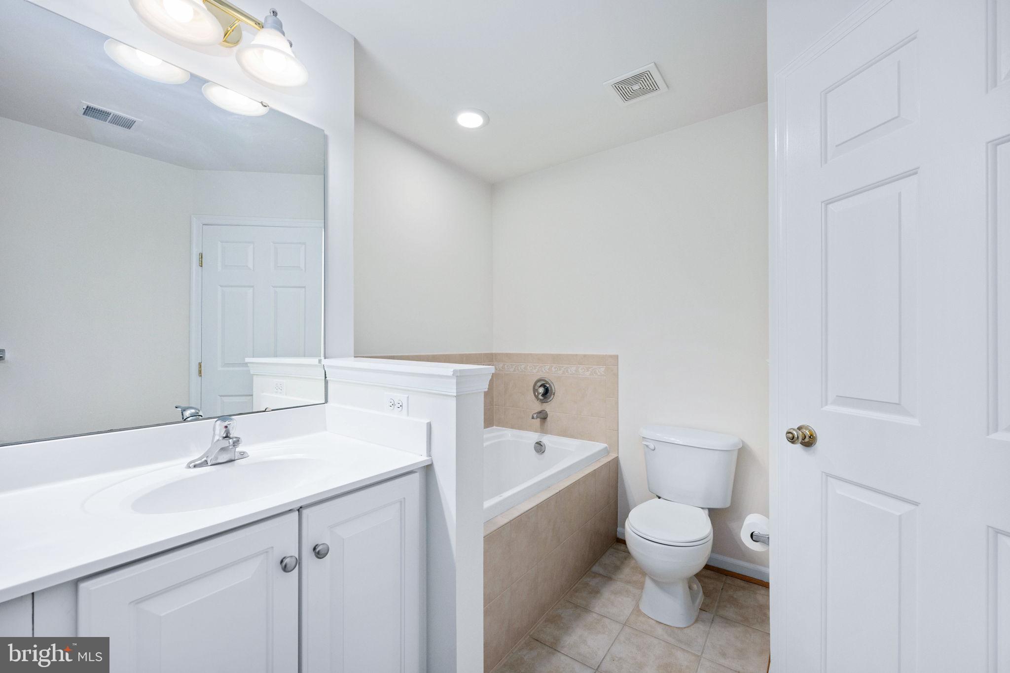 MONROE POINT - Residential Lease