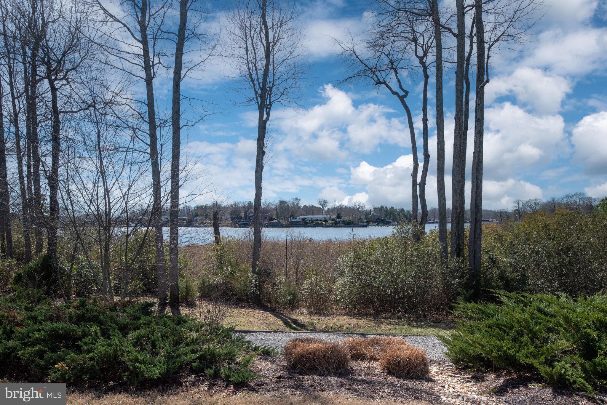 MONROE POINT - Residential Lease