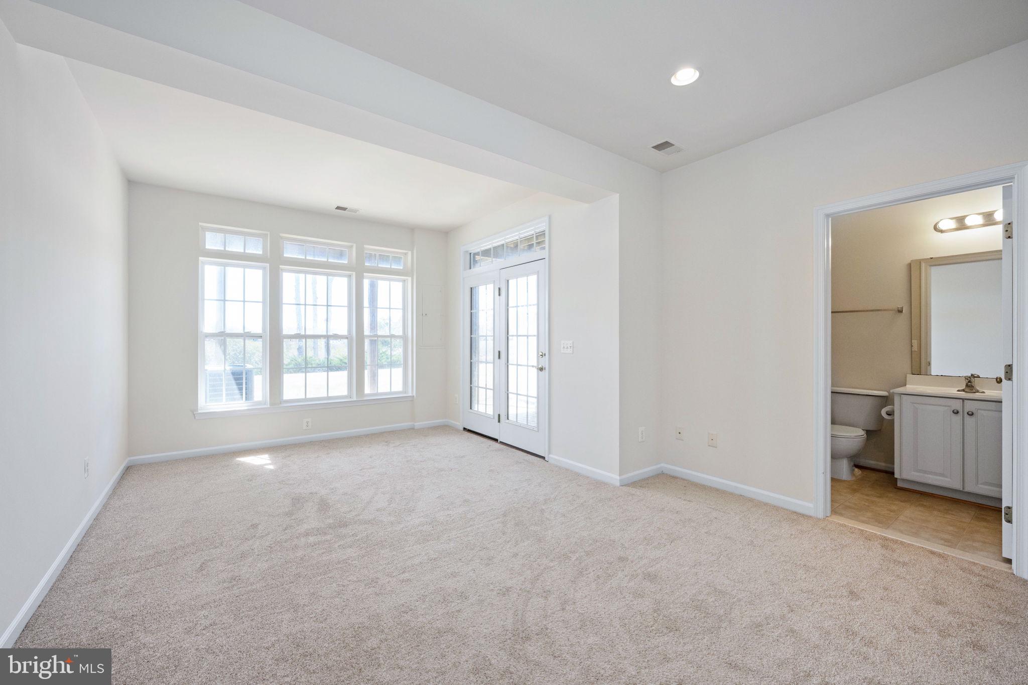 MONROE POINT - Residential Lease