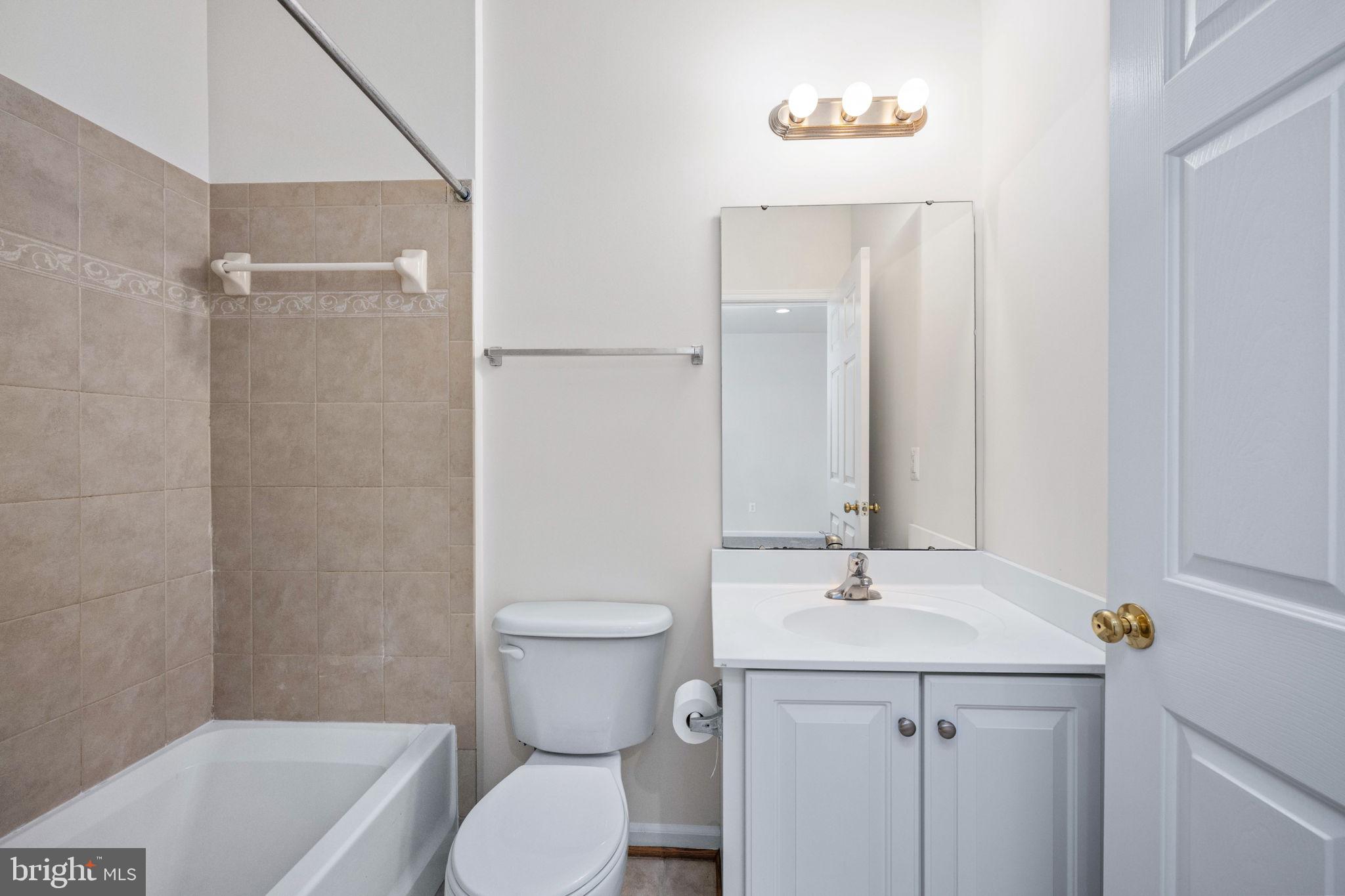 MONROE POINT - Residential Lease