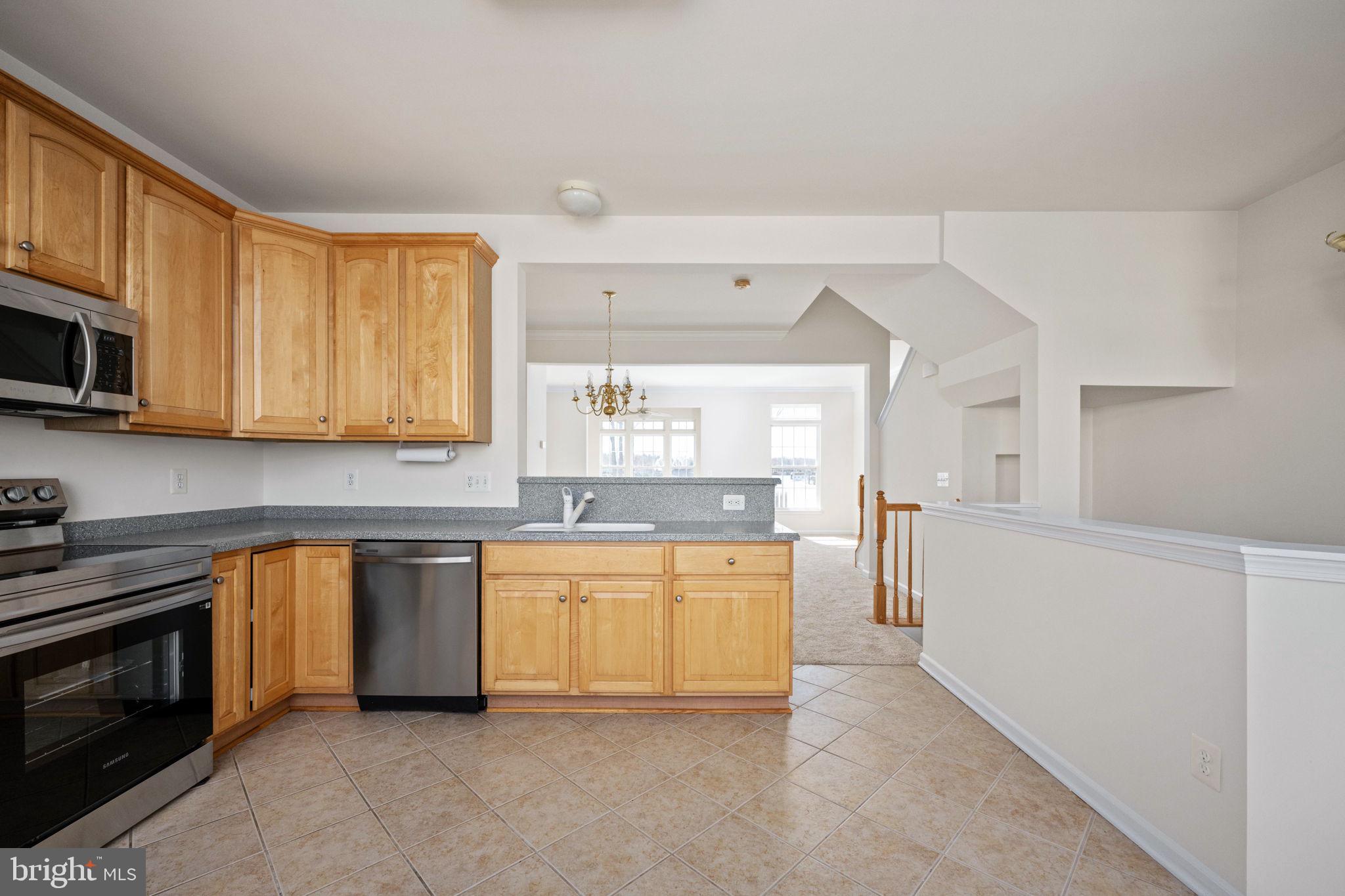 MONROE POINT - Residential Lease