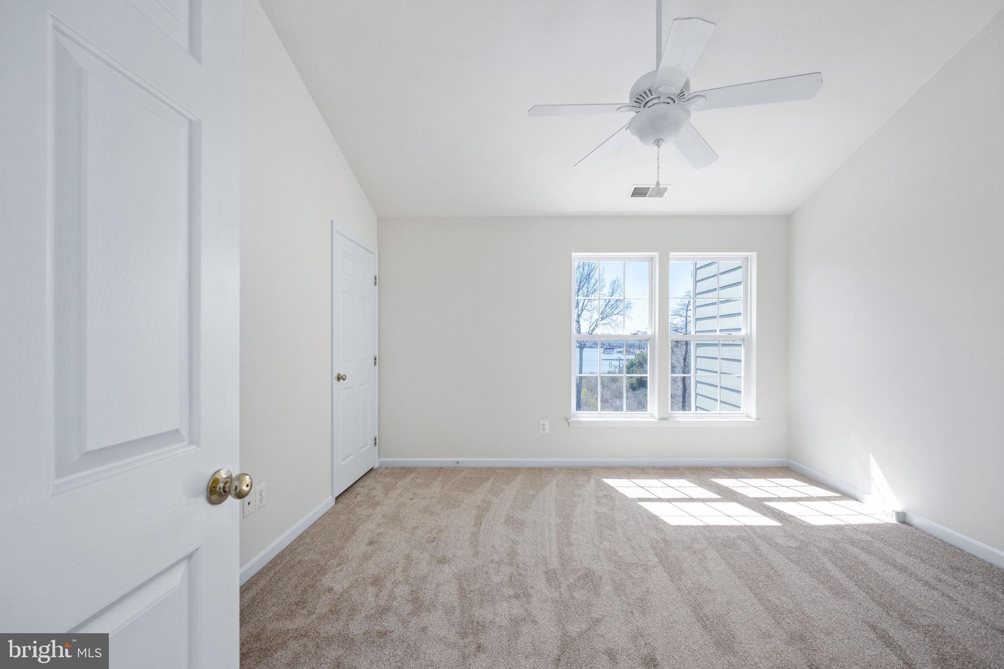 MONROE POINT - Residential Lease