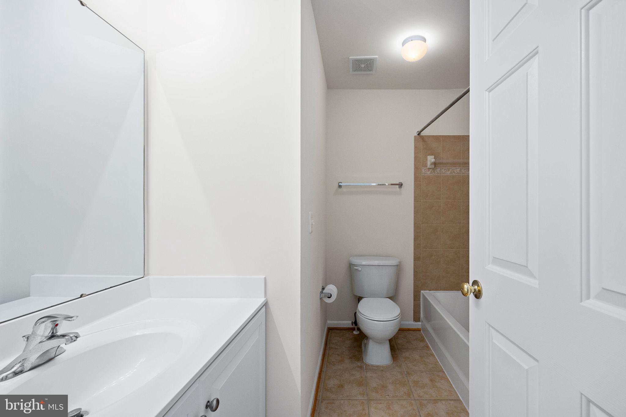 MONROE POINT - Residential Lease