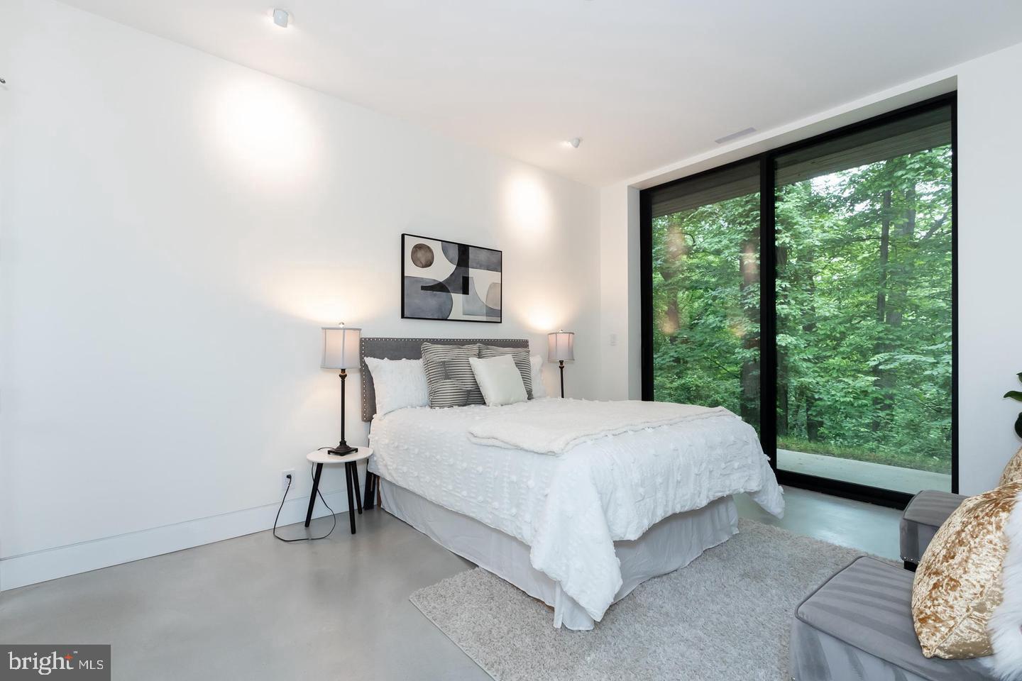 DARNESTOWN OUTSIDE - Residential