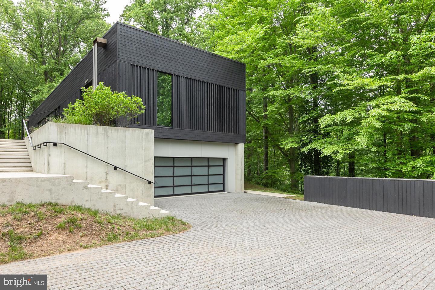 DARNESTOWN OUTSIDE - Residential