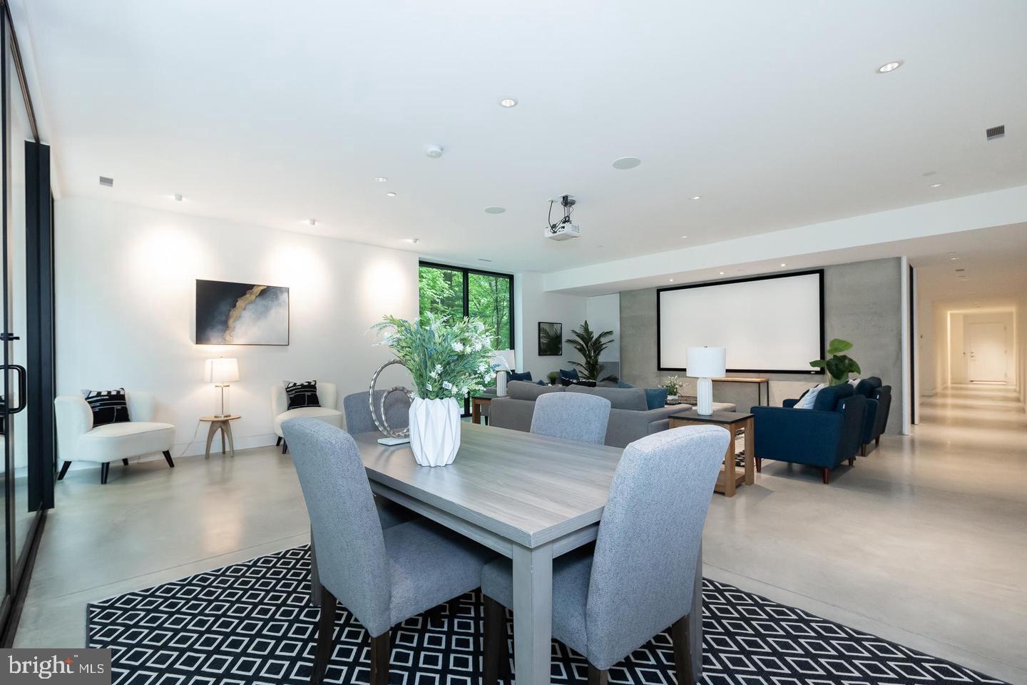 DARNESTOWN OUTSIDE - Residential